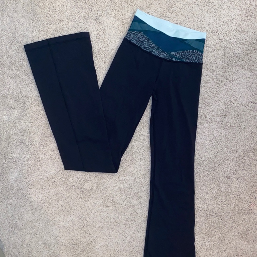 lululemon yoga pants worn twice, size 2 tall